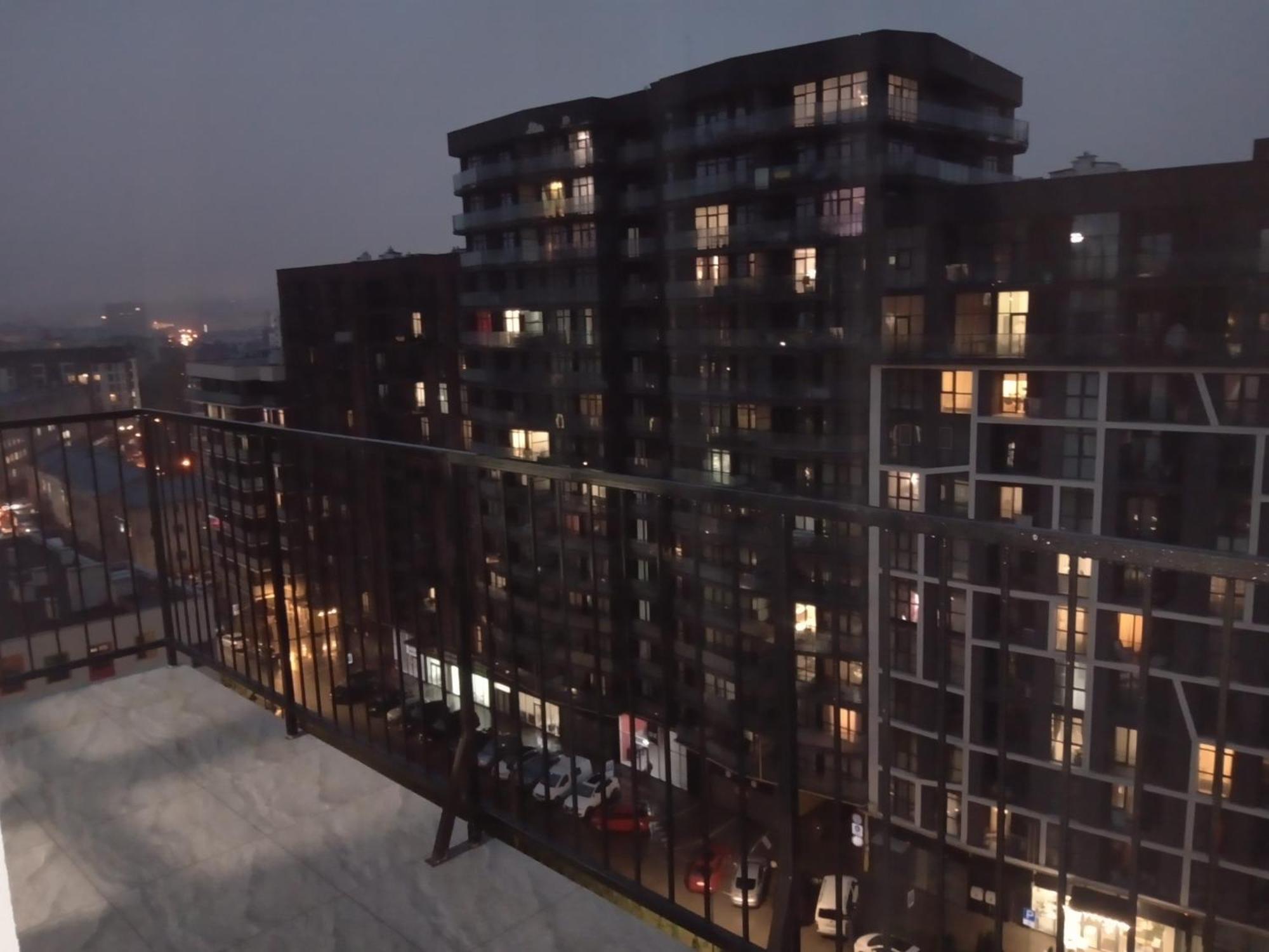 Vip Apartments On Avalon Лвив Екстериор снимка